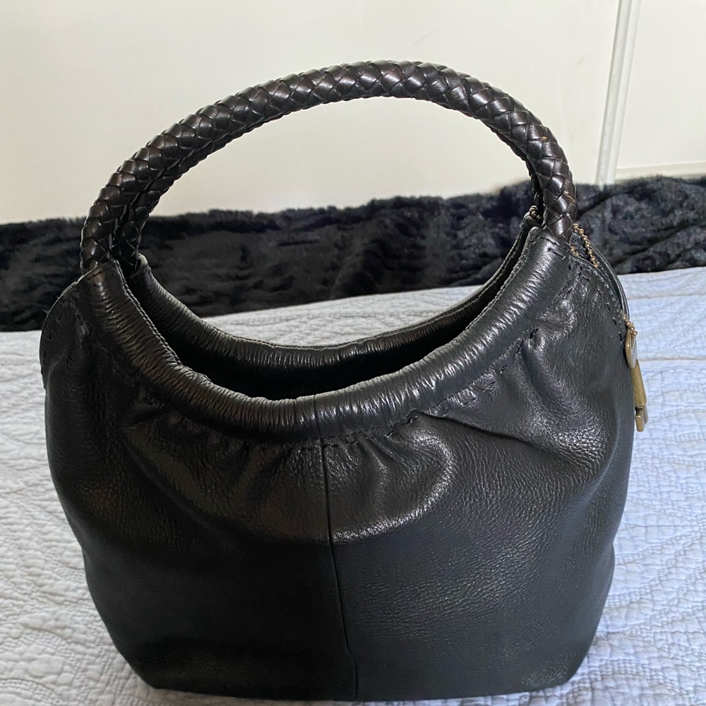 Fossil Hobo/Hangbag In Good Condition - image 1